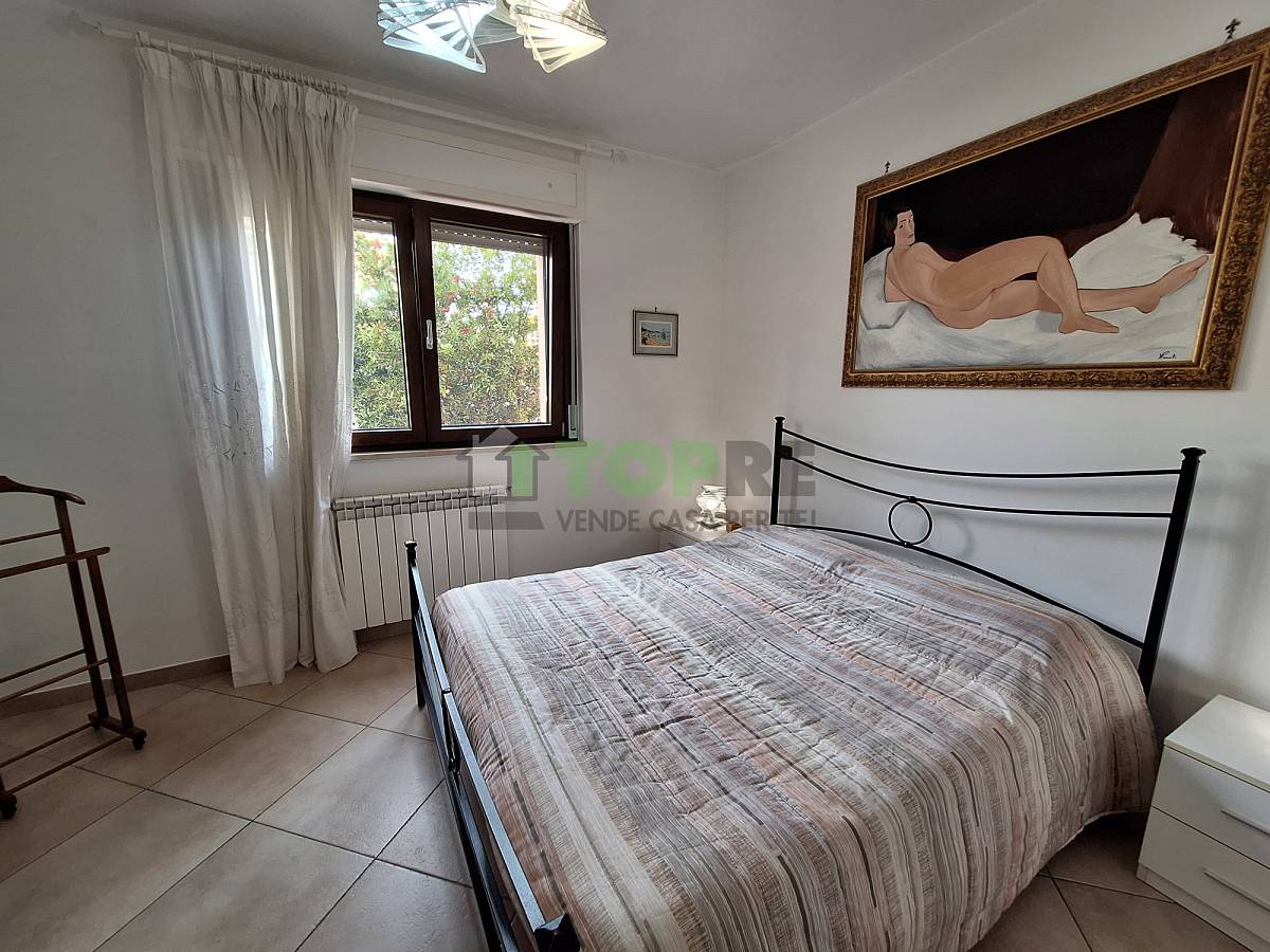 Appartamento in vendita in   a Cappelle sul Tavo - 5209895 foto 1