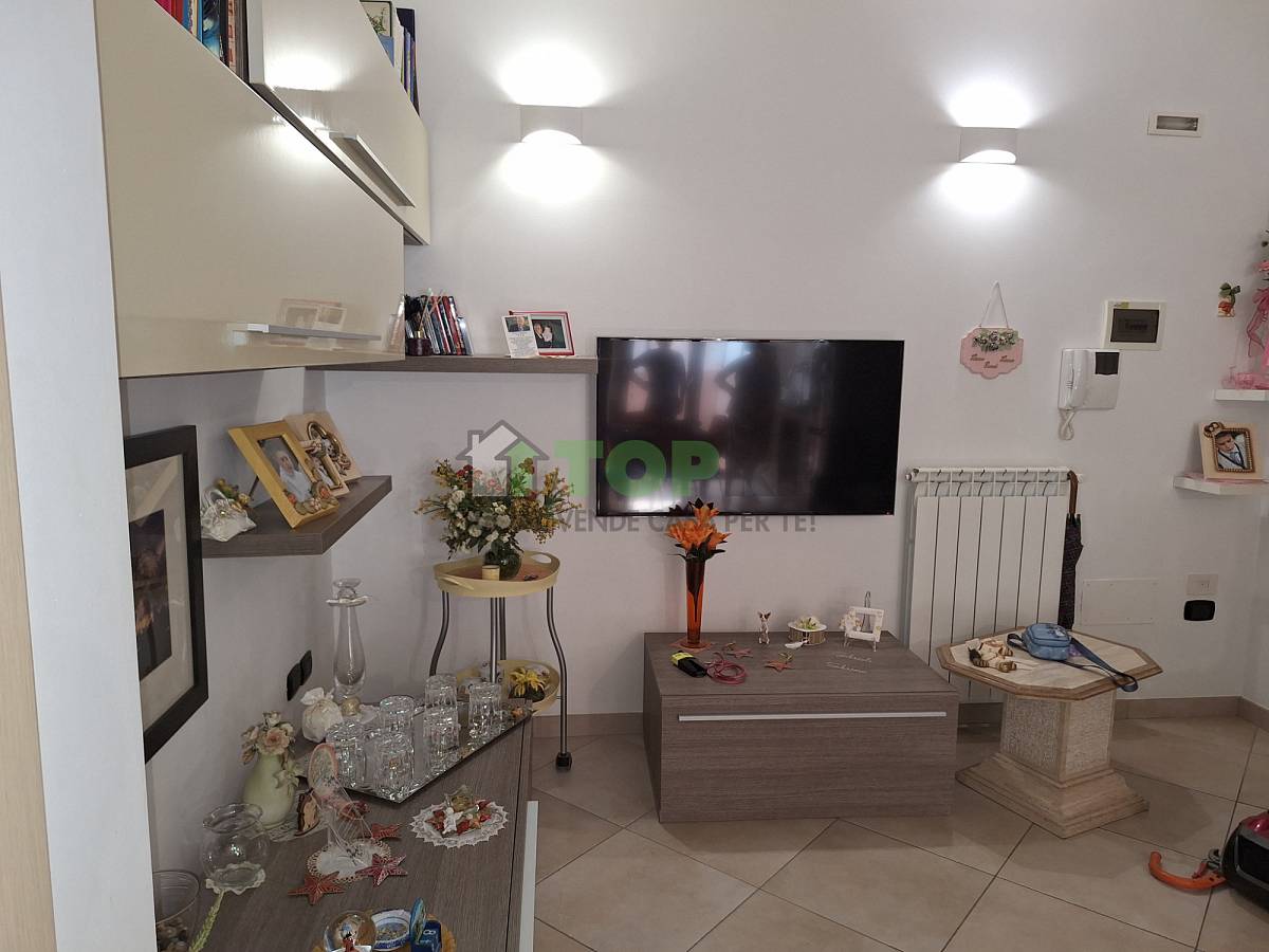 Appartamento in vendita in   a Cappelle sul Tavo - 5209895 foto 22