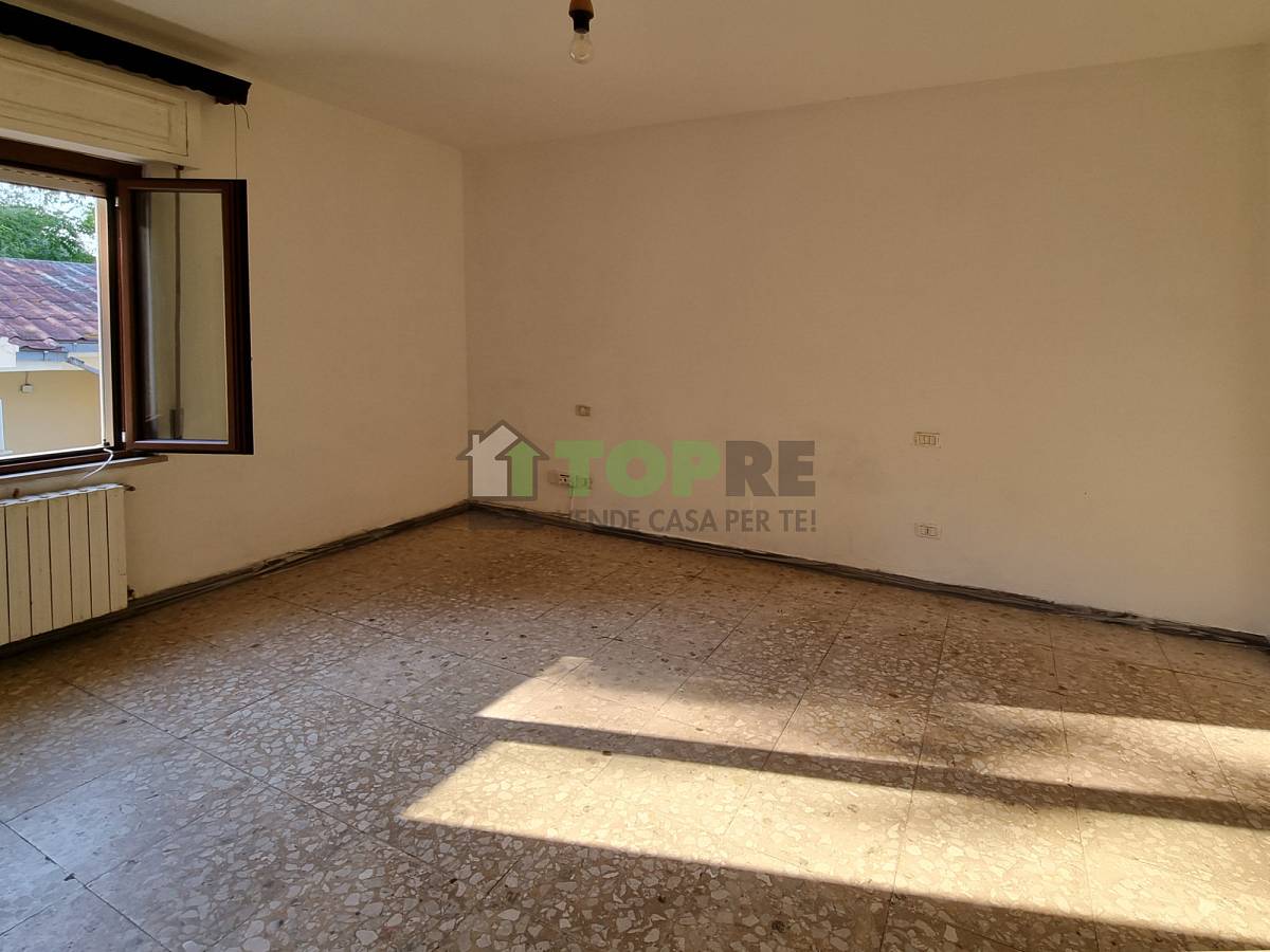 Apartment for sale in   in Colli area at Pescara - 3868322 foto 11