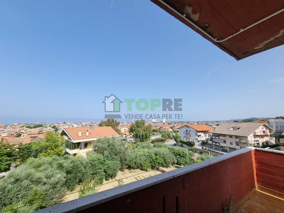 Apartment for sale in   at Collecorvino - 1395371 foto 11