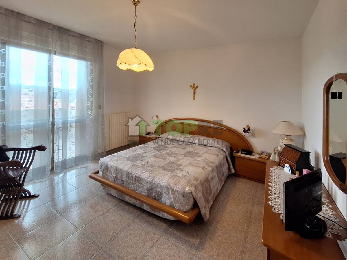 Apartment for sale in   at Cappelle sul Tavo - 8863648 foto 9