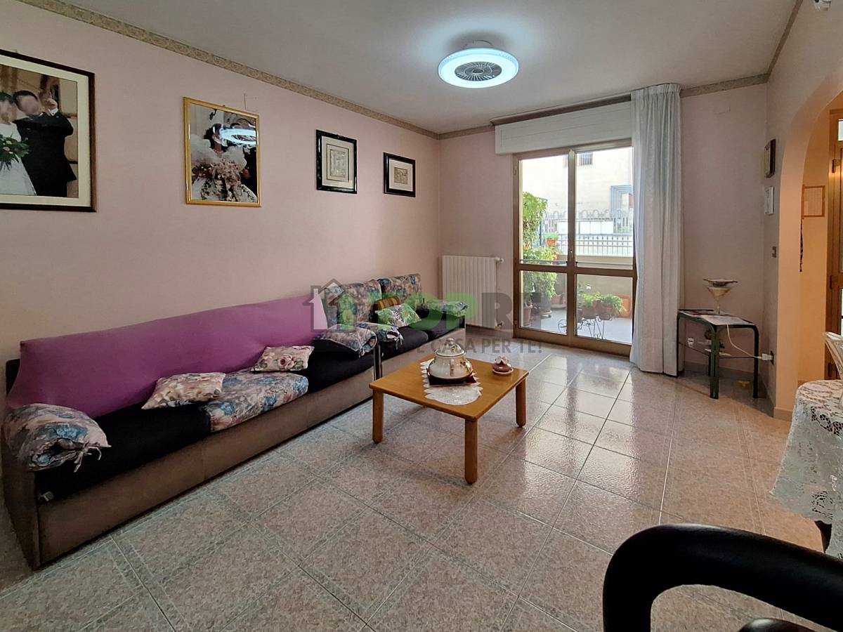 Apartment for sale in   at Cappelle sul Tavo - 8863648 foto 12