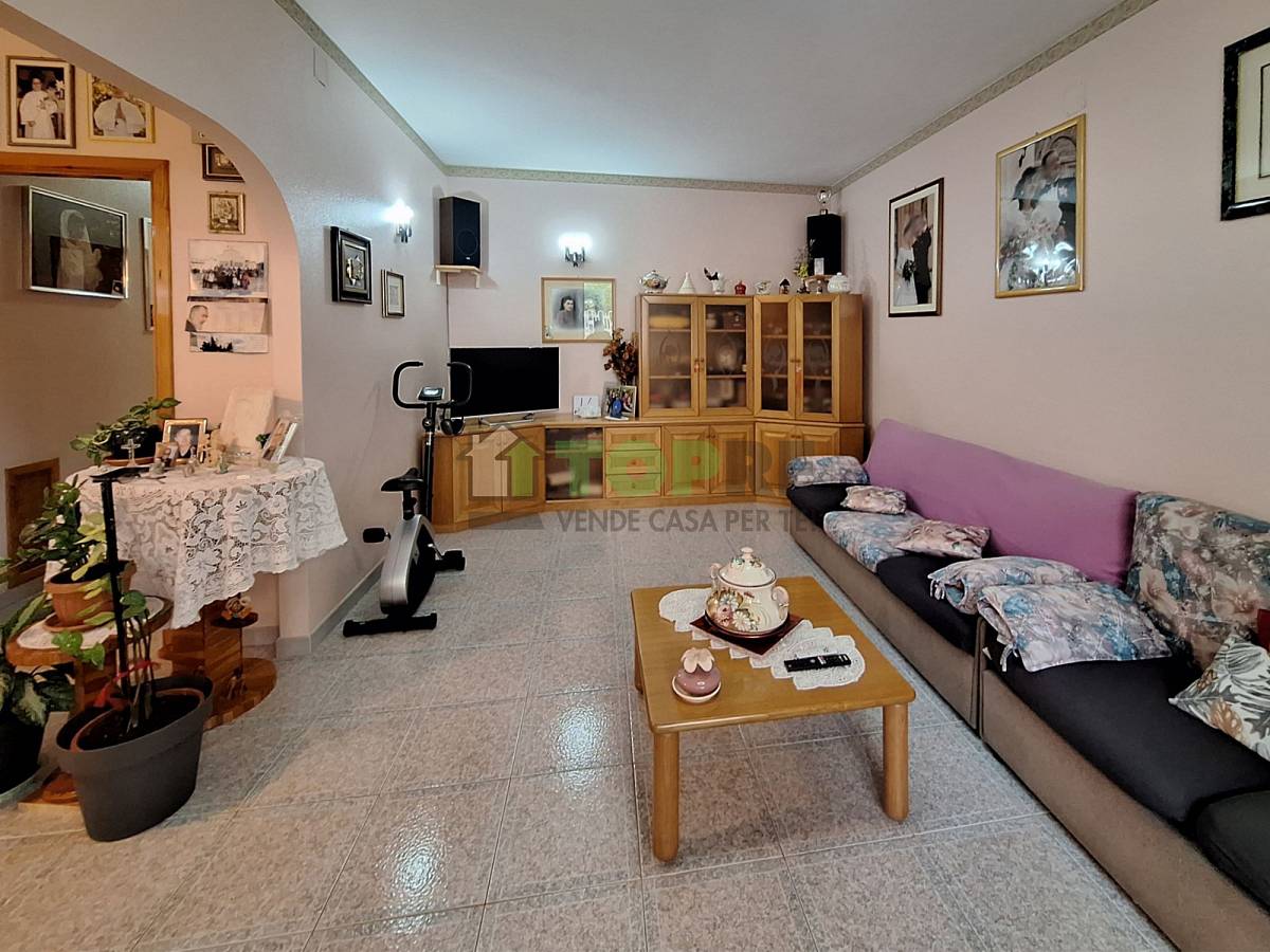 Apartment for sale in   at Cappelle sul Tavo - 8863648 foto 14