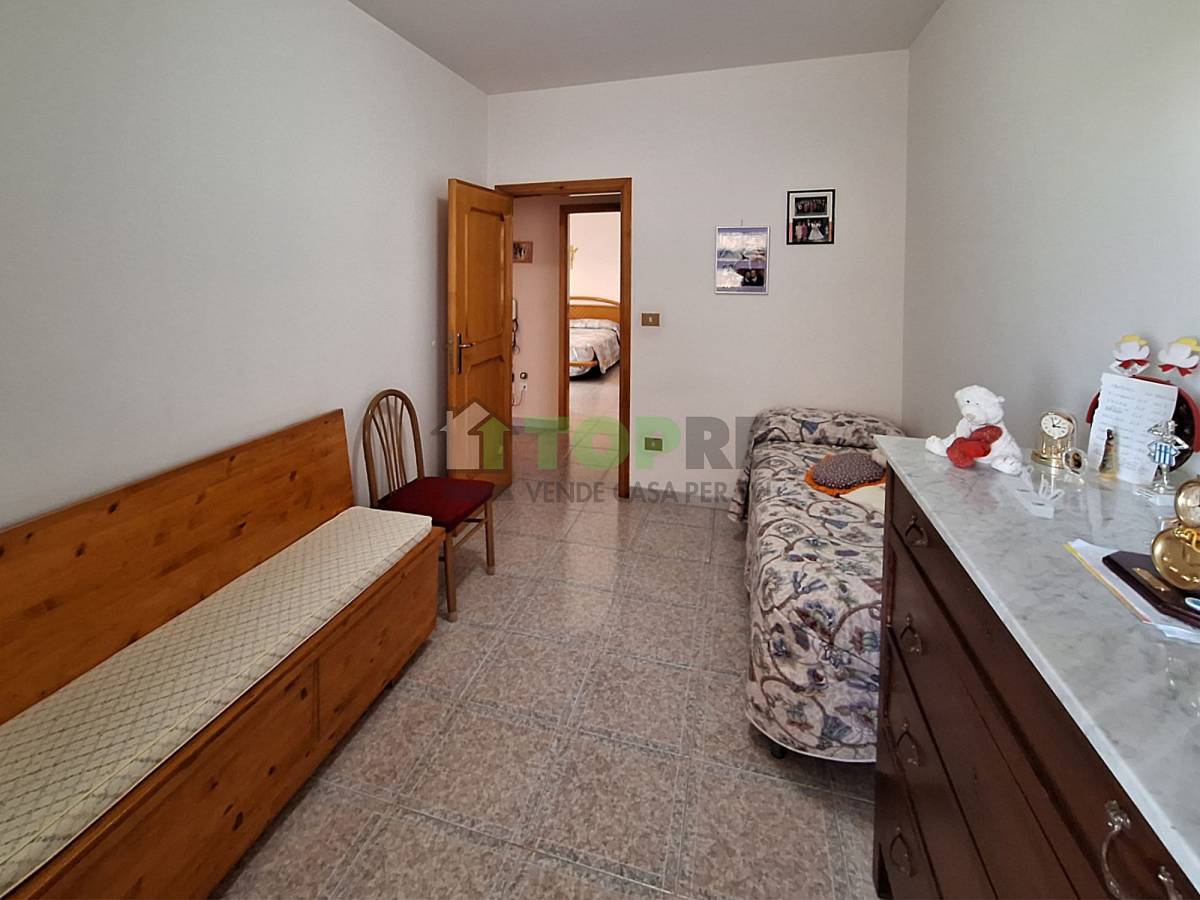 Apartment for sale in   at Cappelle sul Tavo - 8863648 foto 17