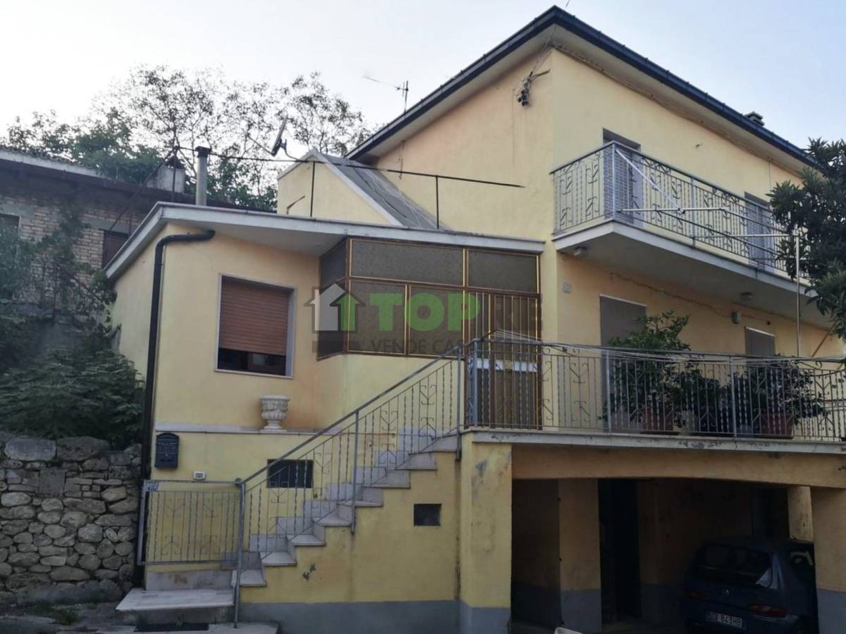 Indipendent house for sale in   at Roccamontepiano - 1400689 foto 10