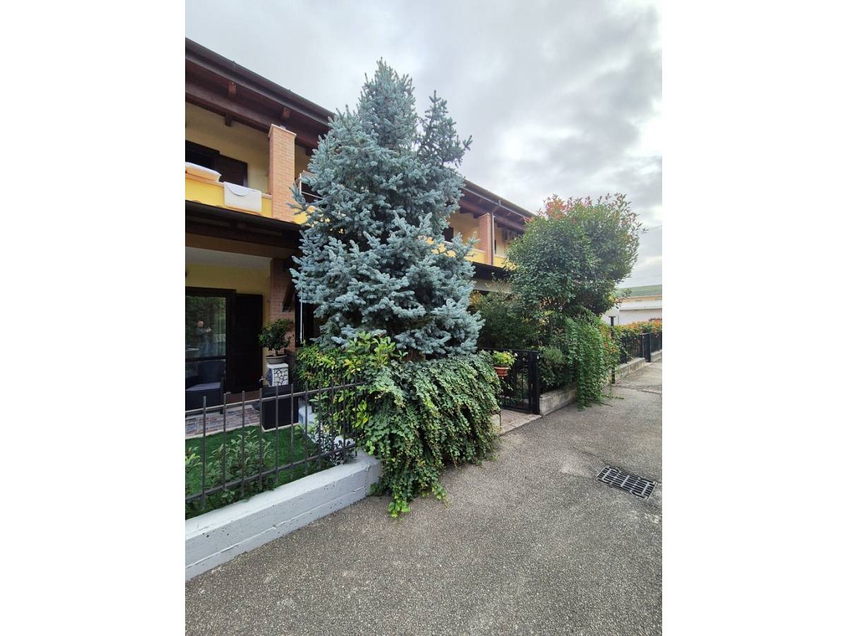 Villa a schiera in vendita in via paolucci zona Scalo a Manoppello - 8862418 foto 3