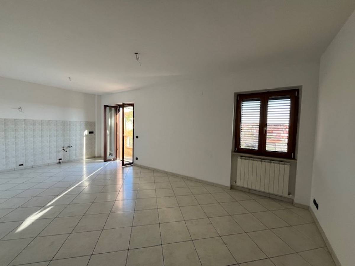 Apartment for sale in via S. Chiara, 20  at Bucchianico - 5195650 foto 1