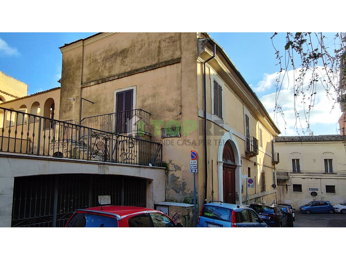 Porzione di casa in vendita in  zona Zona Piazza Matteotti a Chieti - 7358709 foto 3