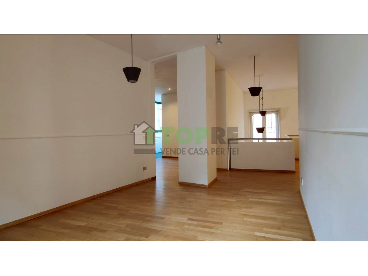 Porzione di casa in vendita in  zona Zona Piazza Matteotti a Chieti - 7358709 foto 18