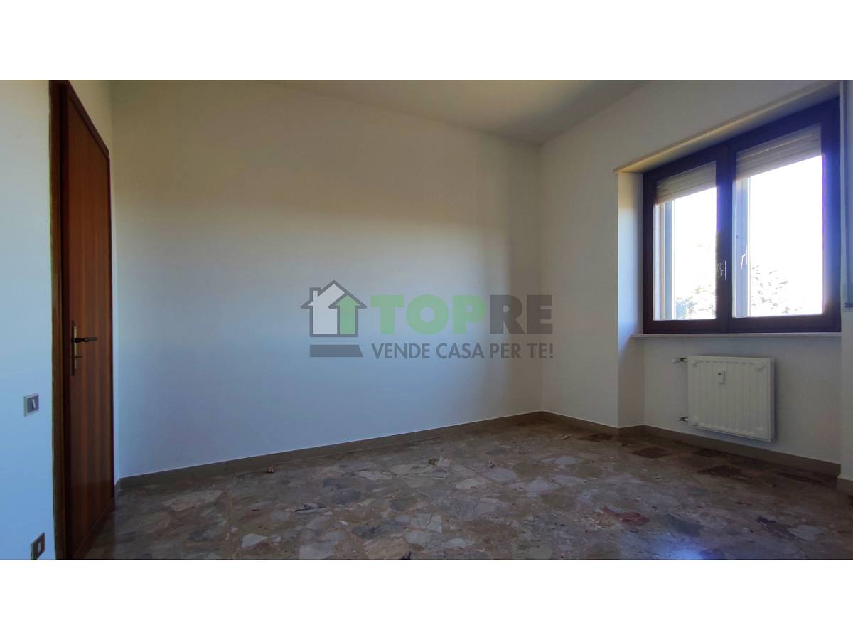 Apartment for sale in Via Eugenio Bruno  in Clinica Spatocco - Ex Pediatrico area at Chieti - 6984814 foto 23