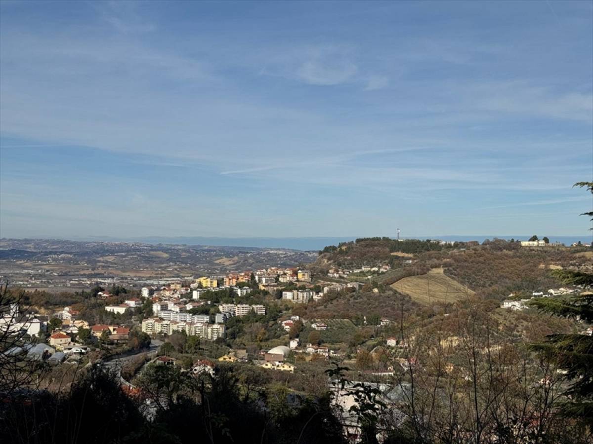 Indipendent house for sale in Via Salomone  in Pietragrossa - Picena area at Chieti - 8541916 foto 2