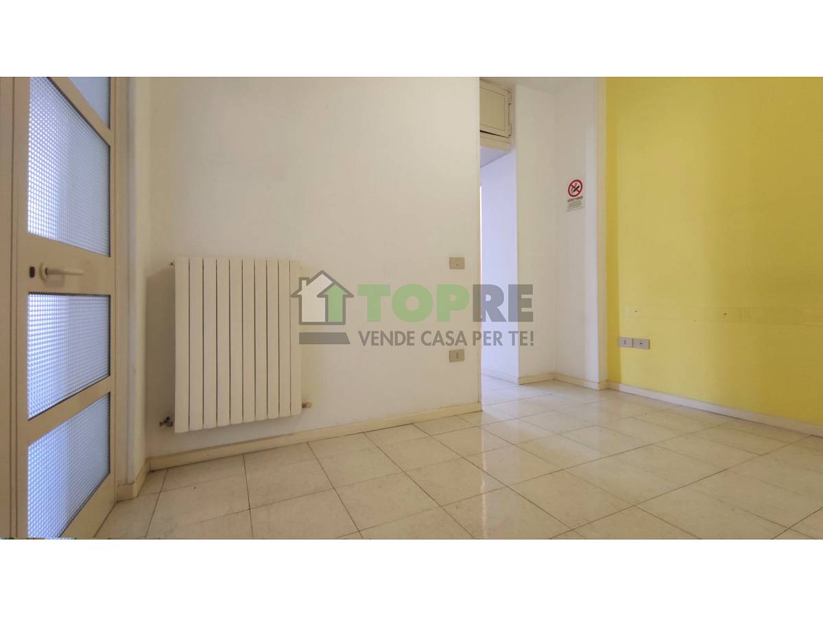 Apartment for sale in Viale Amendola  in Clinica Spatocco - Ex Pediatrico area at Chieti - 1390274 foto 8