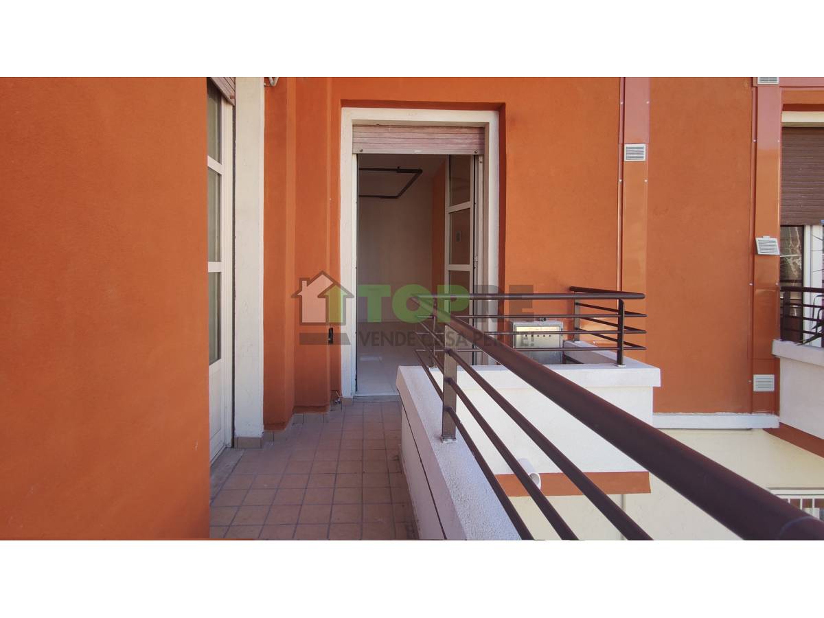 Apartment for sale in Viale Amendola  in Clinica Spatocco - Ex Pediatrico area at Chieti - 1390274 foto 16